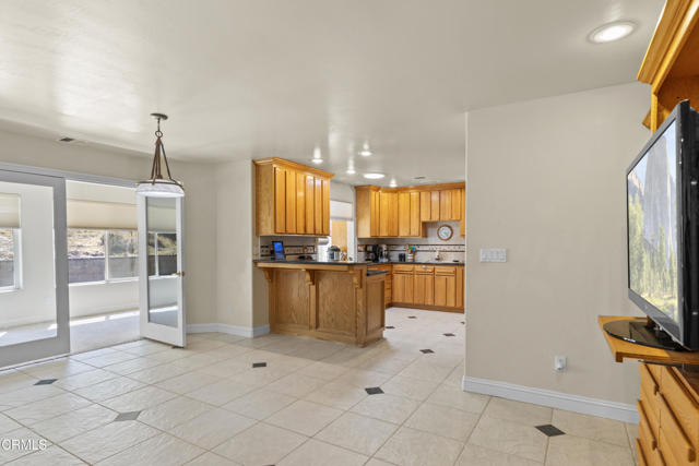 Detail Gallery Image 9 of 45 For 30100 Sunland Way, Tehachapi,  CA 93561 - 3 Beds | 2 Baths