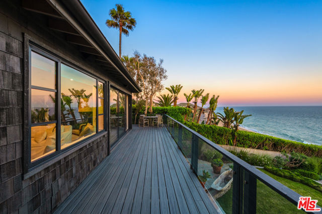 7089 Birdview Avenue, Malibu CA: https://media.crmls.org/mediaz/c93afa36-b841-4df4-8039-09ef062f35c0.jpg