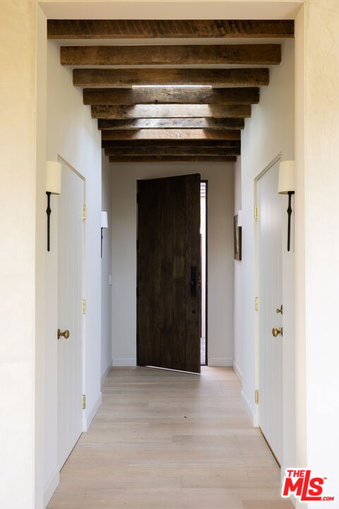 4228 Los Nietos Drive, Los Angeles CA: https://media.crmls.org/mediaz/c93b56e9-f8b7-4650-b500-b316ac629556.jpg