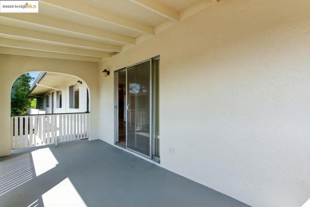 4336 Rilea Way, Oakland CA: https://media.crmls.org/mediaz/c93b5707-f215-41ab-9c7d-5f994c43e9d5.jpg
