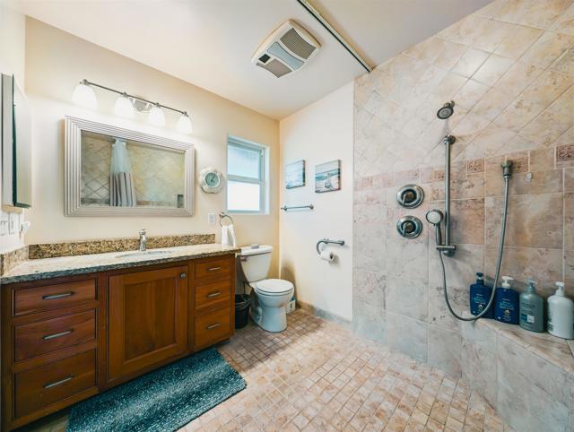 Image 35 of 75 For 9848 Vista Viejas