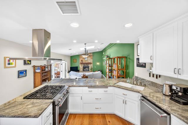 Detail Gallery Image 6 of 55 For 4557 Toni Ln, La Mesa,  CA 91942 - 3 Beds | 2 Baths