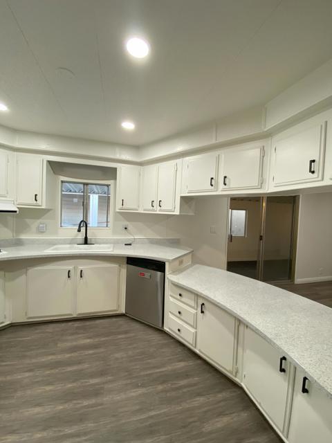 601 N Kirby Street, Hemet CA: https://media.crmls.org/mediaz/c93d6ff8-cae7-438e-bcf2-0623355d24f0.jpg