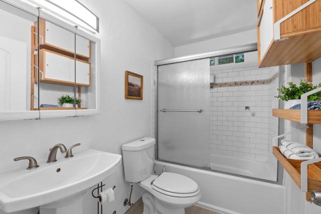 11660 Edgewood Drive, Felton CA: https://media.crmls.org/mediaz/c93d8046-7fb9-4521-b80b-1f3dcfa0aff9.jpg