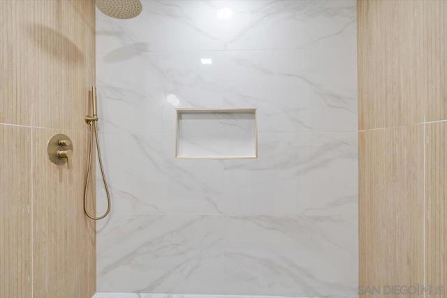 3161 Skipper St, San Diego CA: https://media.crmls.org/mediaz/c93e2779-0fdf-4729-b244-9f8acce96938.jpg