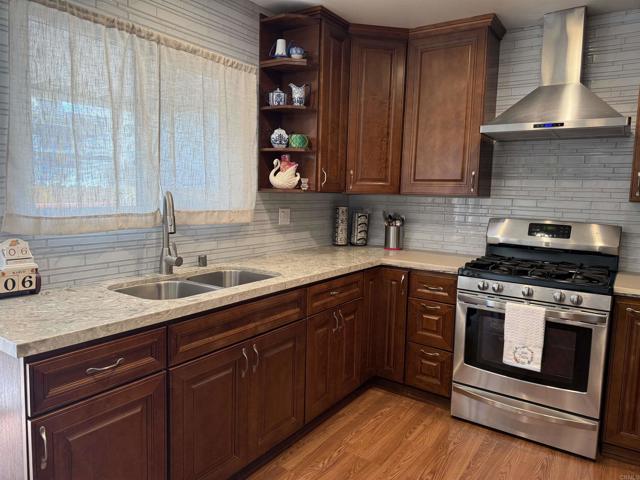 Detail Gallery Image 6 of 19 For 149 Fourth Av #17,  Chula Vista,  CA 91910 - 2 Beds | 2 Baths