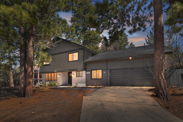 271 Bluebird Court, Big Bear CA: https://media.crmls.org/mediaz/c93e6884-19d1-4f70-accf-6109a038b88c.jpg