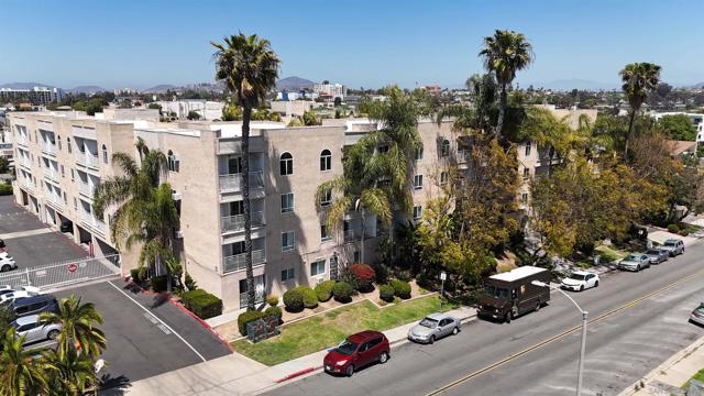 5252 Orange Ave, San Diego CA: https://media.crmls.org/mediaz/c94157fa-219e-427c-b50a-ab991a4ea192.jpg