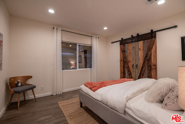 4370 Beck Avenue, Studio City CA: https://media.crmls.org/mediaz/c9424784-57c7-488e-9f84-59c737df1628.jpg
