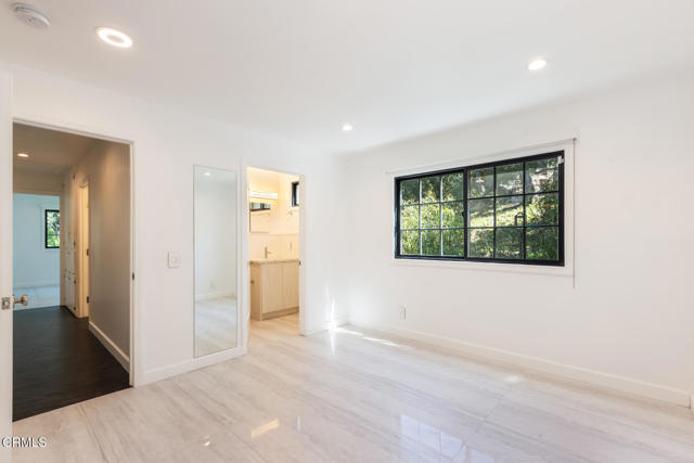 Detail Gallery Image 30 of 74 For 7572 Mcgroarty Ter, Tujunga,  CA 91042 - 6 Beds | 6 Baths