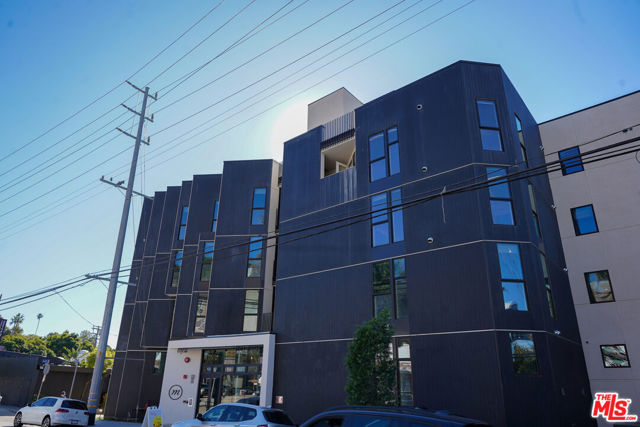 3004 Sunset Boulevard, Los Angeles CA: https://media.crmls.org/mediaz/c94428de-5b46-417c-9547-b307fe82fed7.jpg