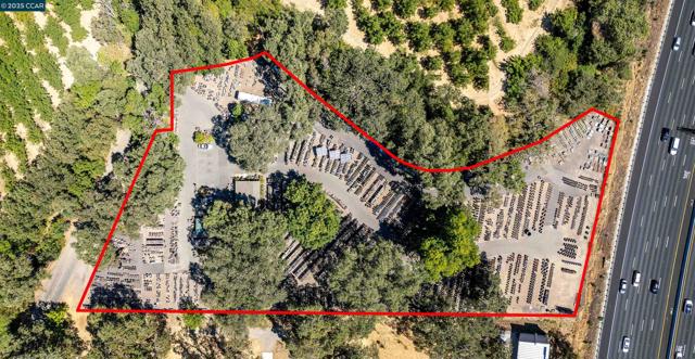 5930 Cherry Glen Rd, Vacaville CA: https://media.crmls.org/mediaz/c945a72c-0148-4421-8e9c-38dbb0db4272.jpg