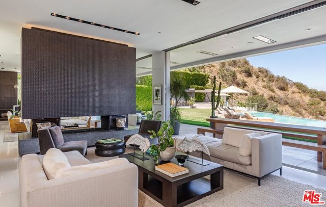 1740 Bel Air Road, Los Angeles CA: https://media.crmls.org/mediaz/c945b810-0a91-4a2e-8f21-8643b0f08a26.jpg