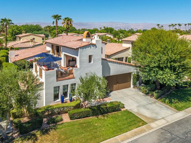 80680 Via Tranquila, La Quinta CA: https://media.crmls.org/mediaz/c94673b2-268a-4313-9d45-6dc5bf94333d.jpg