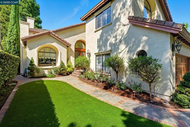 4355 Quail Run Ln, Danville CA: https://media.crmls.org/mediaz/c94692f3-ad4f-4997-8a47-d5d027006083.jpg