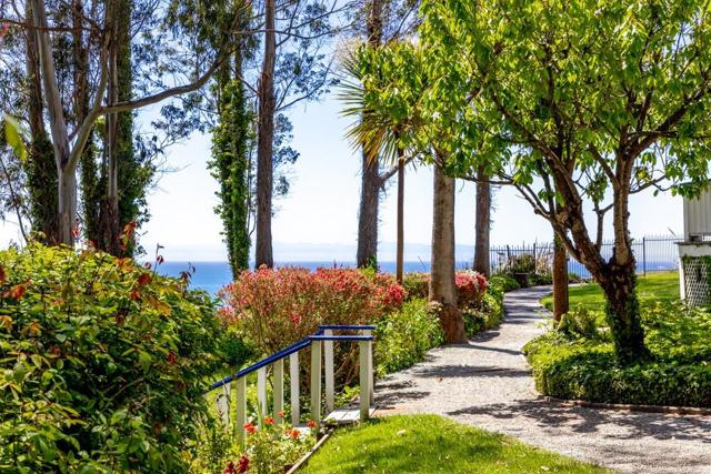 620 El Salto Drive, Capitola CA: https://media.crmls.org/mediaz/c9474c5e-c09e-45fa-bd1e-69b0f21b2211.jpg