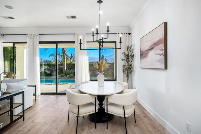 33 Calle La Reina, Rancho Mirage CA: https://media.crmls.org/mediaz/c94802bf-3e67-49bf-83bb-26fb433403e1.jpg