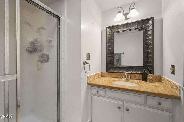 4804 La Villa Marina, Marina del Rey CA: https://media.crmls.org/mediaz/c9484c64-d26e-4647-be63-489c13c9740d.jpg