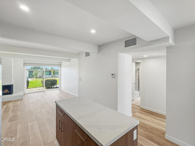 Detail Gallery Image 29 of 51 For 61 B Redwood Ave, Ventura,  CA 93003 - 2 Beds | 1 Baths