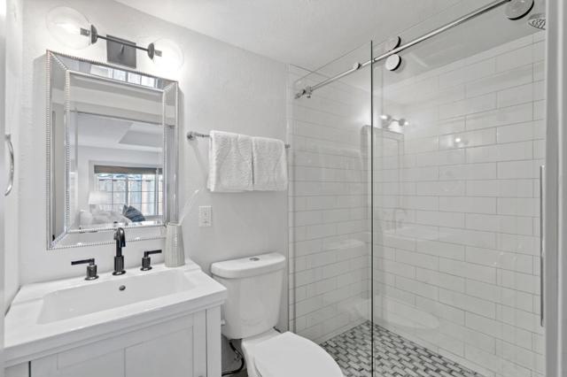 616 Douglas Avenue, Redwood City CA: https://media.crmls.org/mediaz/c9490582-9728-426e-b259-14d64333b90b.jpg