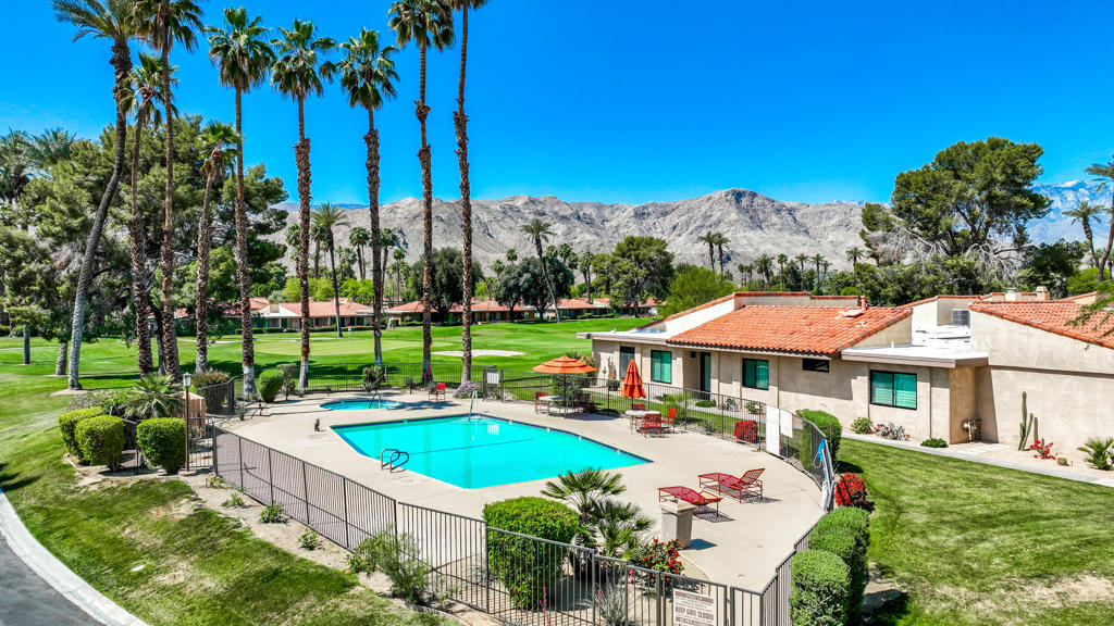 89 La Ronda Drive