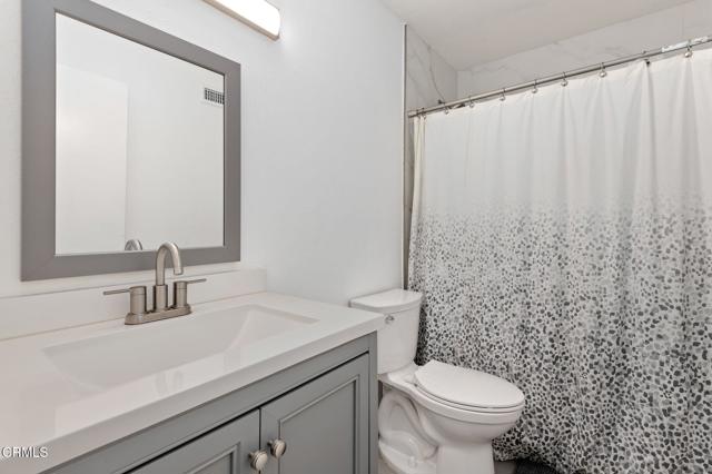 Detail Gallery Image 14 of 25 For 1546 Holly Ct, Thousand Oaks,  CA 91360 - 3 Beds | 2/1 Baths