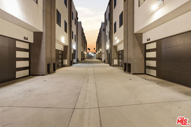 6707 N Sepulveda Boulevard, Van Nuys CA: https://media.crmls.org/mediaz/c94b2c61-9ca6-4f33-a8a9-3d7e36bb024b.jpg