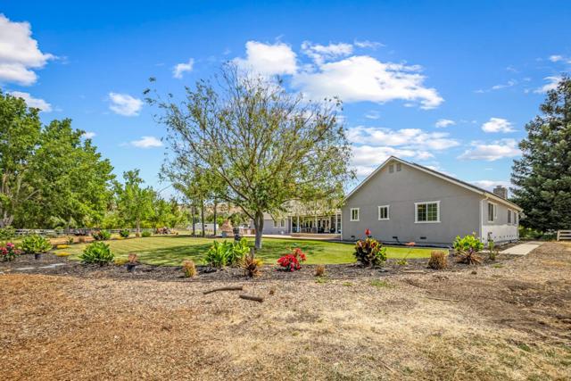 14830 Bartlett Court, San Martin CA: https://media.crmls.org/mediaz/c94b90a5-c552-417e-94c0-1d3f53061b82.jpg