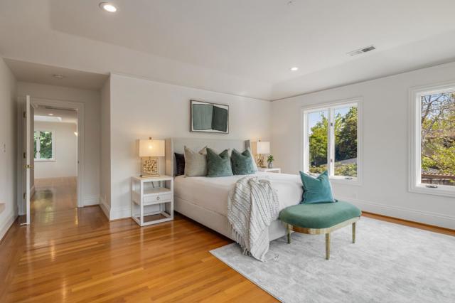 733 Northampton Drive, Palo Alto CA: https://media.crmls.org/mediaz/c94bba4a-87ca-4017-8db9-04d2422c420d.jpg