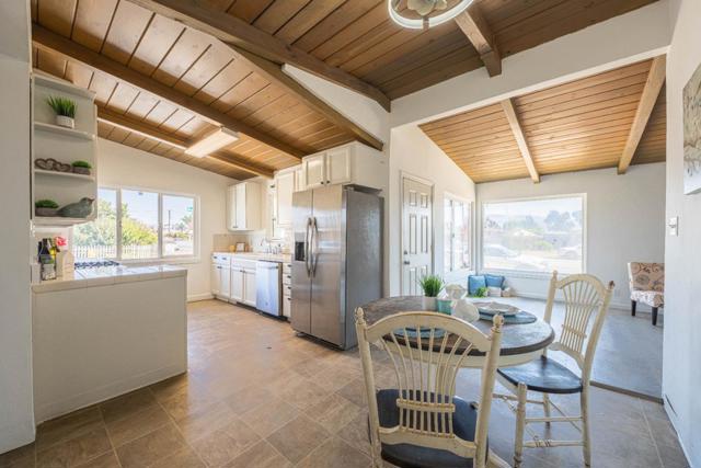 96 Shasta Way, Salinas CA: https://media.crmls.org/mediaz/c94c4b18-17ba-4311-ad67-52b38cb054a8.jpg