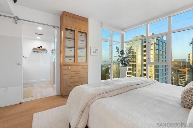 1205 Pacific Hwy, San Diego CA: https://media.crmls.org/mediaz/c94d403f-a59e-4b8f-bc06-befbbb0572e1.jpg