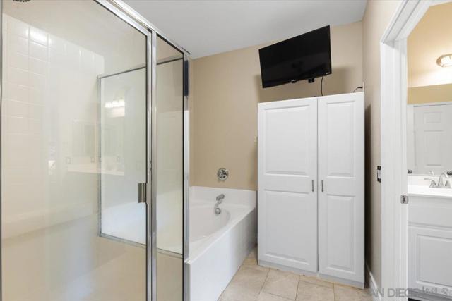 9728 Marilla Dr, Lakeside CA: https://media.crmls.org/mediaz/c94dc511-2c16-468d-9654-6ca93ad9d614.jpg