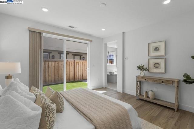 8918 Rudder Way, Newark CA: https://media.crmls.org/mediaz/c94edf60-edd8-48db-82e4-ce3c56e08c4d.jpg