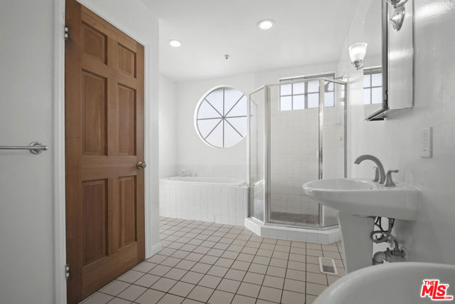 31763 Cottontail Lane, Malibu CA: https://media.crmls.org/mediaz/c94ef445-5455-4cfa-8115-9d129ca328bb.jpg