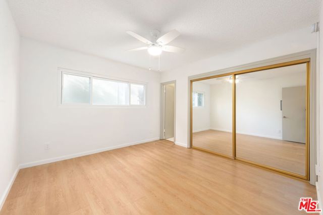 8335 W Manchester Avenue, Playa del Rey CA: https://media.crmls.org/mediaz/c9500643-a7ec-4a24-98ce-7619bc8a0ca4.jpg