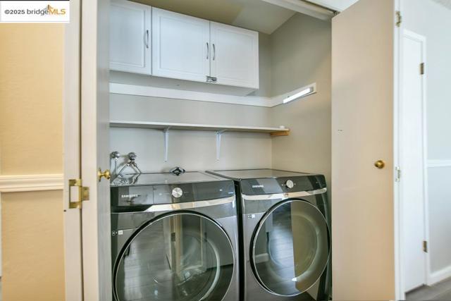16059 Bizzibe St, Lathrop CA: https://media.crmls.org/mediaz/c95098c3-c264-493b-831b-e6b235cdc036.jpg