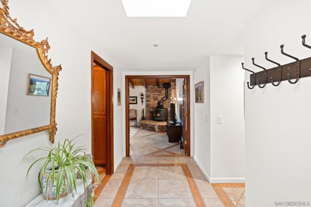 25394 Mesa Grande Rd, Santa Ysabel CA: https://media.crmls.org/mediaz/c95181b8-e63d-457f-ac78-b5f50458364f.jpg