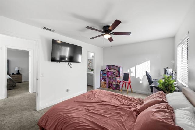 1508 Concord Way, Chula Vista CA: https://media.crmls.org/mediaz/c953286e-012b-4a1b-955b-72a0887633d6.jpg