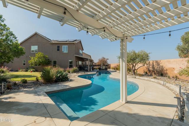 Detail Gallery Image 9 of 63 For 14508 Plumeria Ct, Bakersfield,  CA 93314 - 5 Beds | 0 Baths