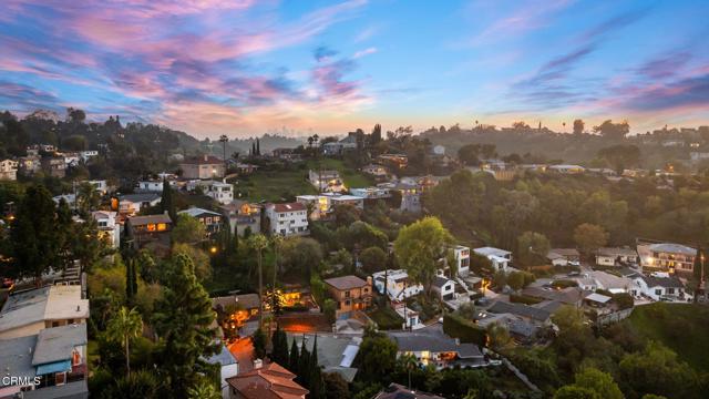 Detail Gallery Image 33 of 36 For 1038 Oban Dr, Los Angeles,  CA 90065 - 3 Beds | 3 Baths