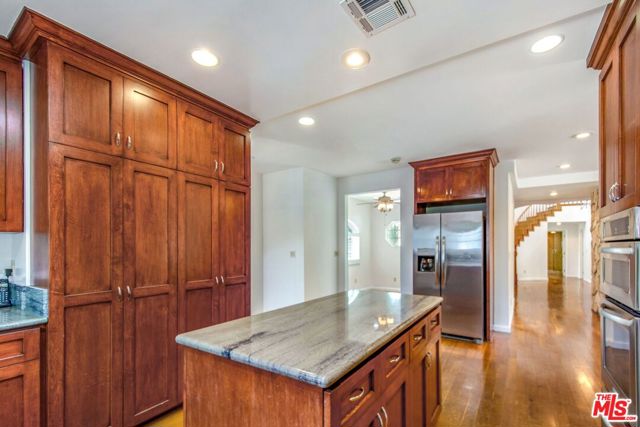 4521 Don Timoteo Drive, Los Angeles CA: https://media.crmls.org/mediaz/c955745d-0ae7-4fe5-b6c0-a373af9bed9c.jpg