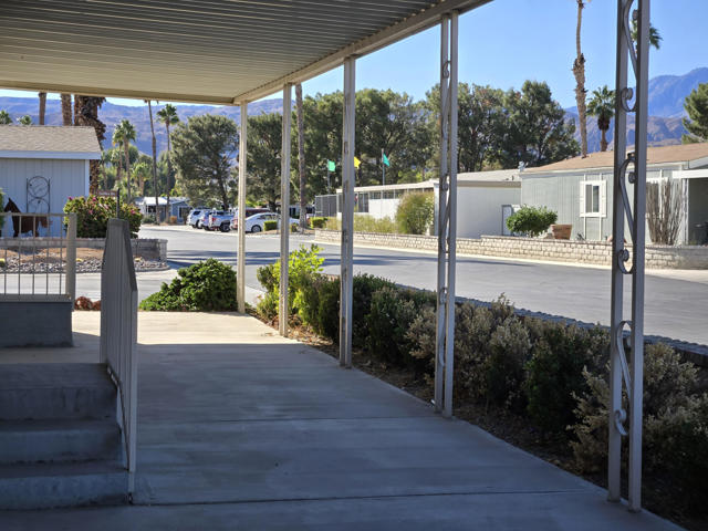 234 Settles Drive, Cathedral City CA: https://media.crmls.org/mediaz/c9571070-f1d4-4c37-9a5d-7673961b2c3d.jpg