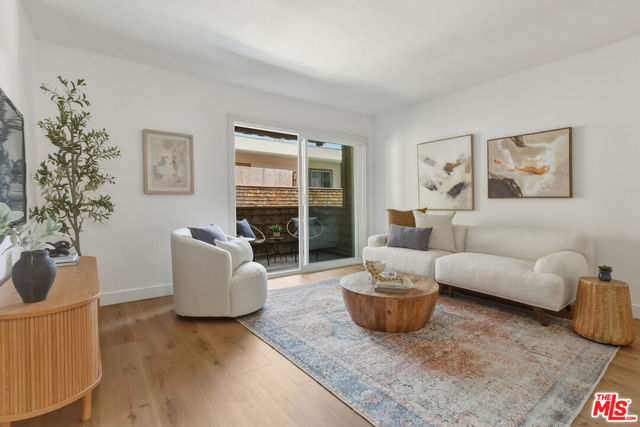 1 Bed Home for Sale in Encino, California