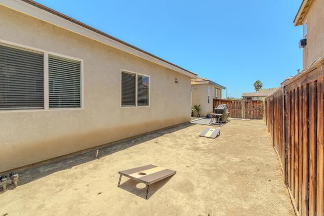 2127 Roanoke Street, San Jacinto CA: https://media.crmls.org/mediaz/c957cab9-d78f-494e-b8dd-255b18fb7e7f.jpg
