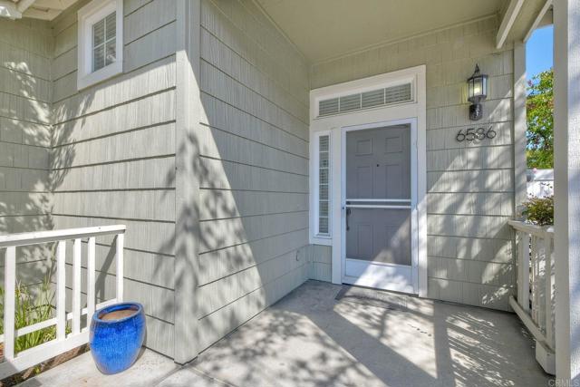Detail Gallery Image 25 of 29 For 6586 Daylily Dr, Carlsbad,  CA 92011 - 3 Beds | 2/1 Baths