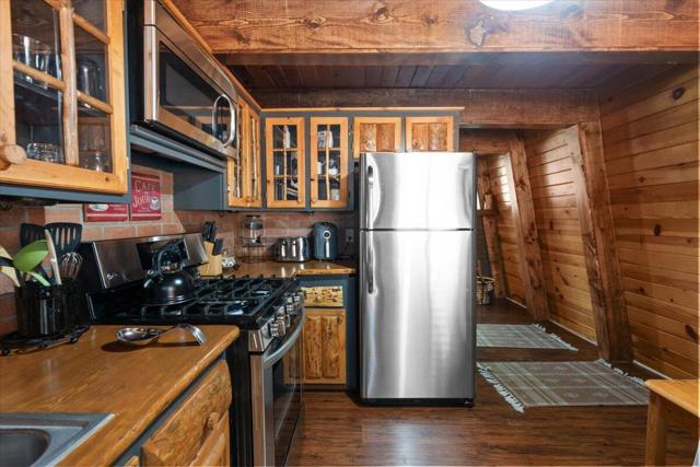 42958 Encino Road, Big Bear, CA 92315