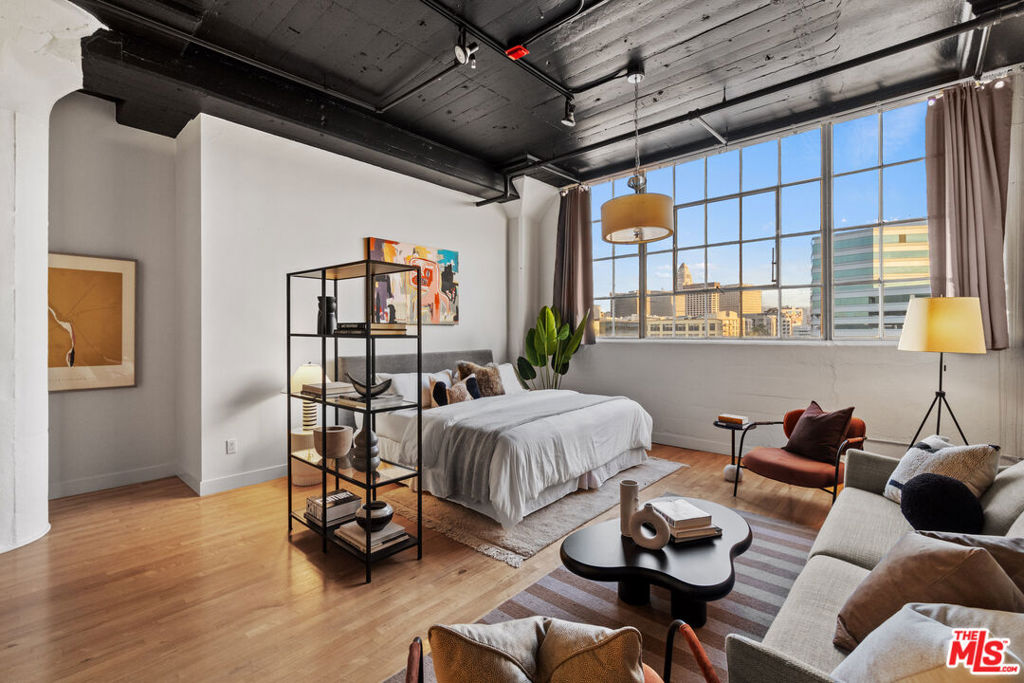 420 S San Pedro Street #407
