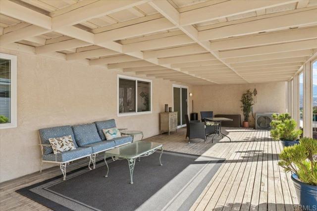 Detail Gallery Image 14 of 27 For 19065 Envoy Ave, Corona,  CA 92881 - 3 Beds | 2 Baths