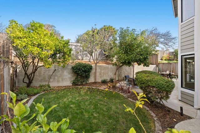 229 Marvilla Circle, Pacifica CA: https://media.crmls.org/mediaz/c959ad18-f50d-47fb-8410-7c5b9810dd4d.jpg