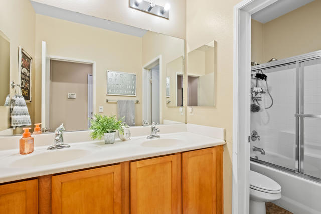 Image 16 of 28 For 41371 Butler Court